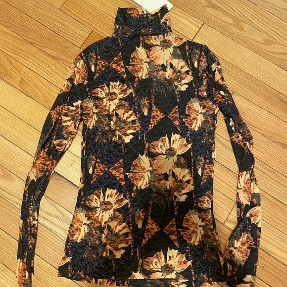 Ulla Johnson flower top - Picture 3 of 4